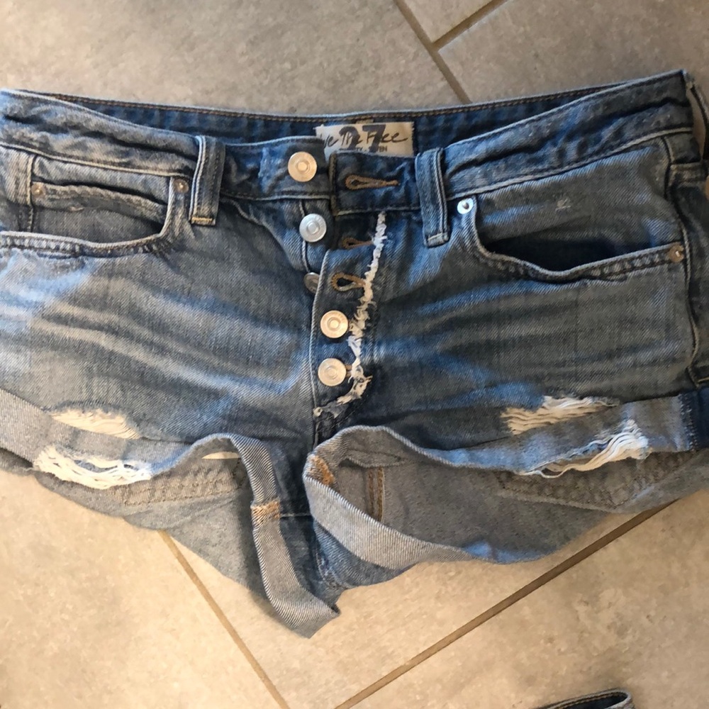 Free people jean shorts light size 27